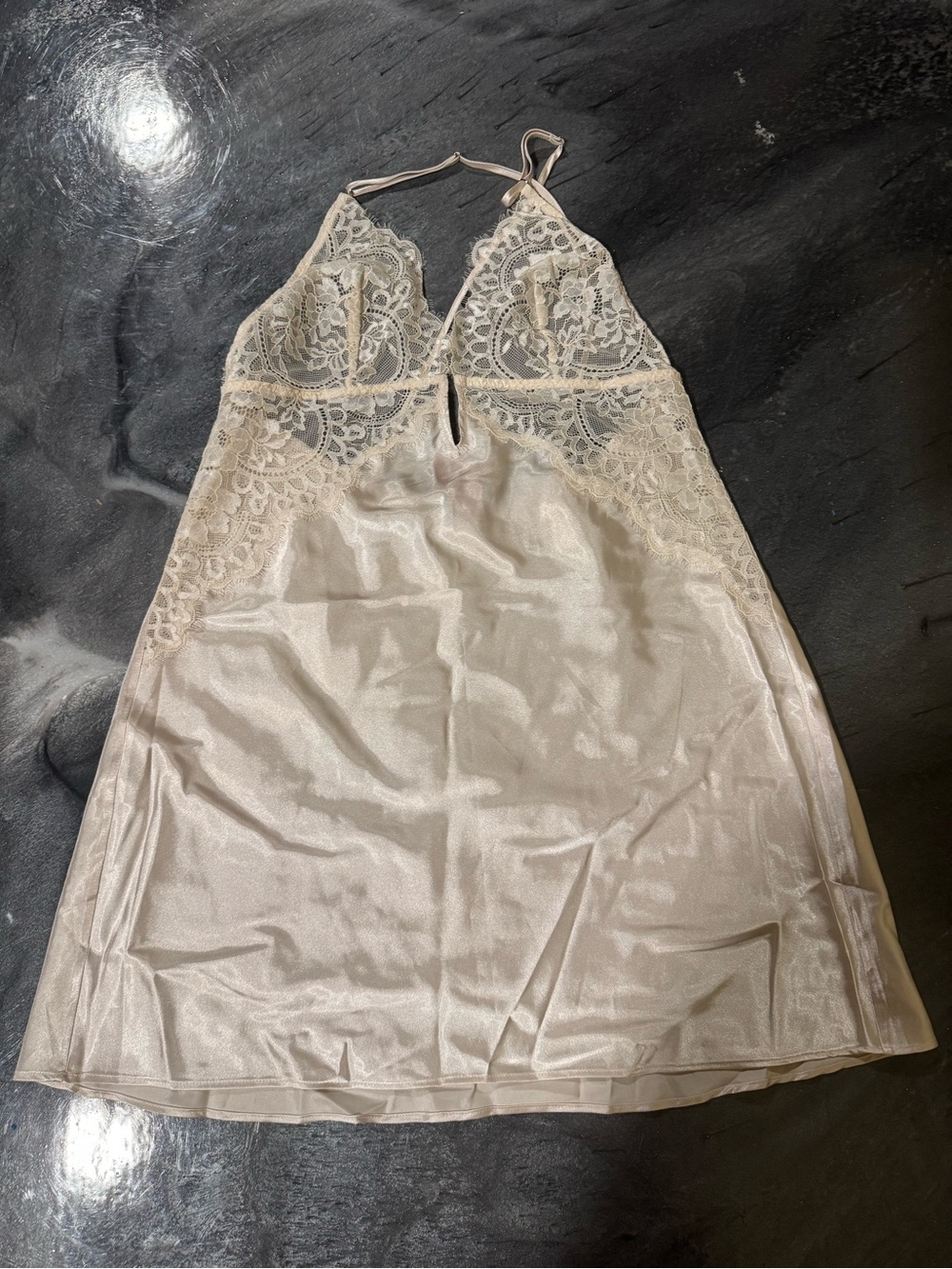 Silky La Senza Lace Halter Chemise Nightgown - Cream